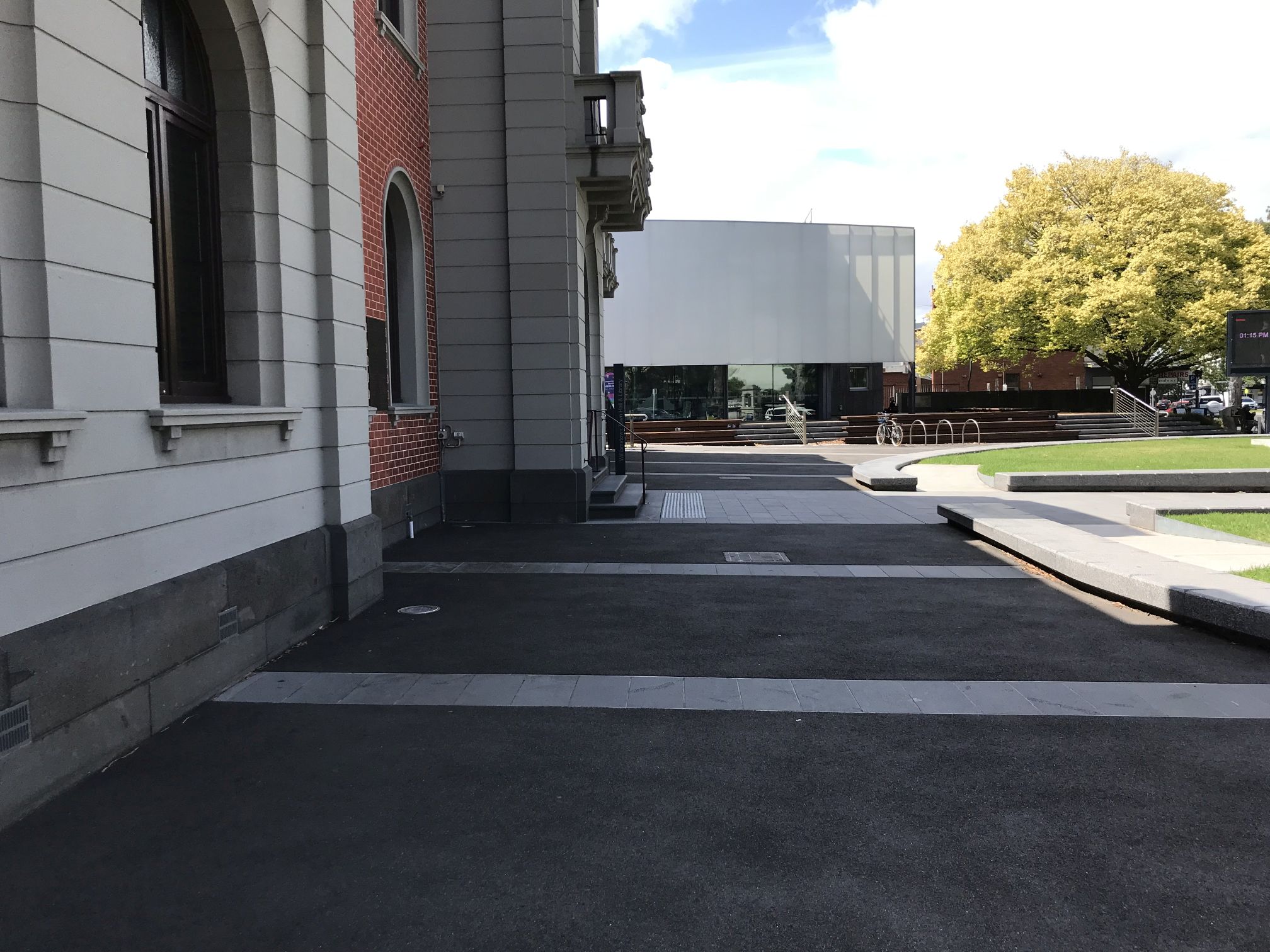Photograph depicting approach from Ferguson stcarpark to the the Williamstown Town Hall & Library linkway accessible entrance