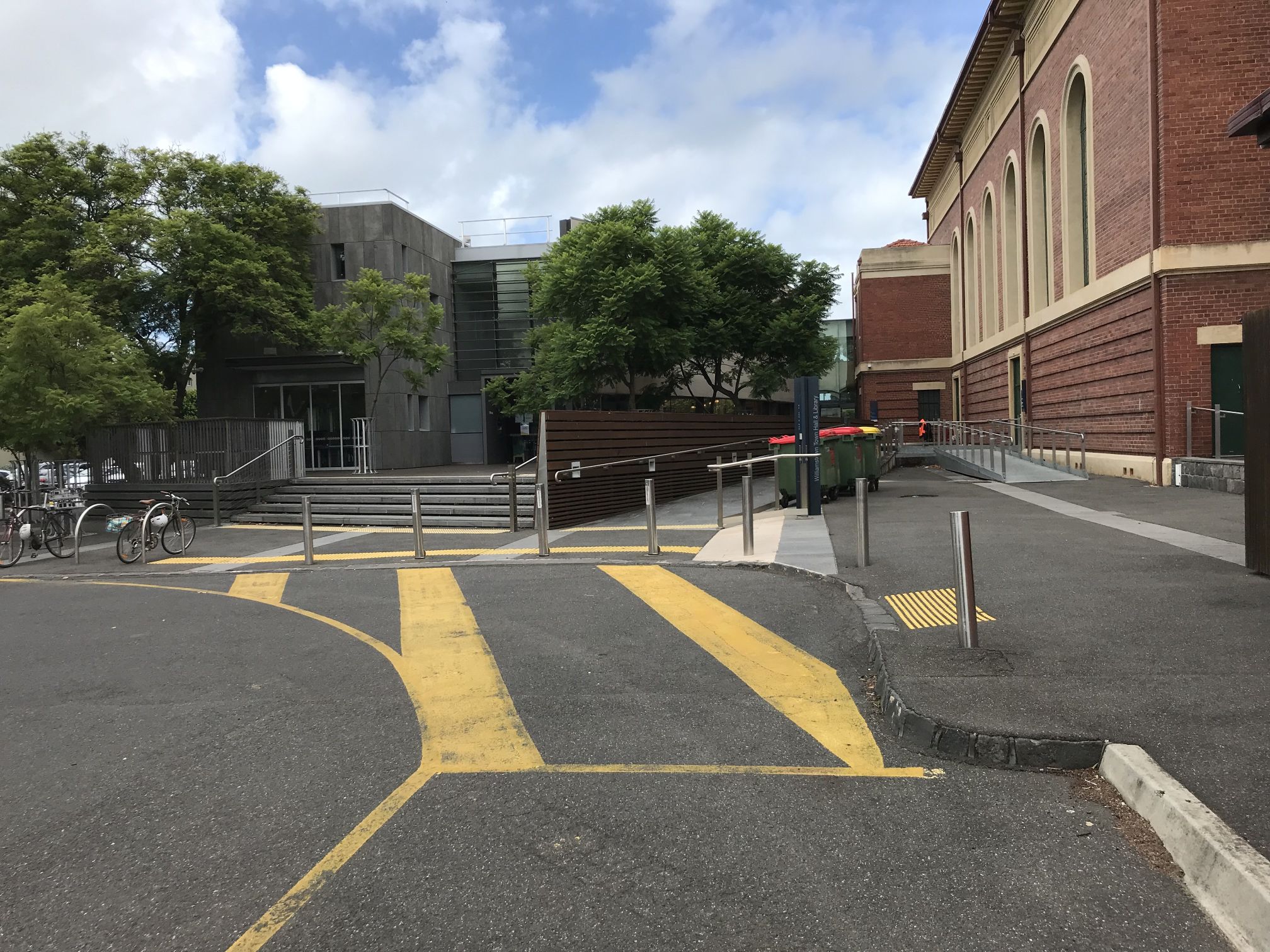 Photograph depicting rear drop off point and loading zone for Williamstown Town Hall & Library linkway accessible entrance
