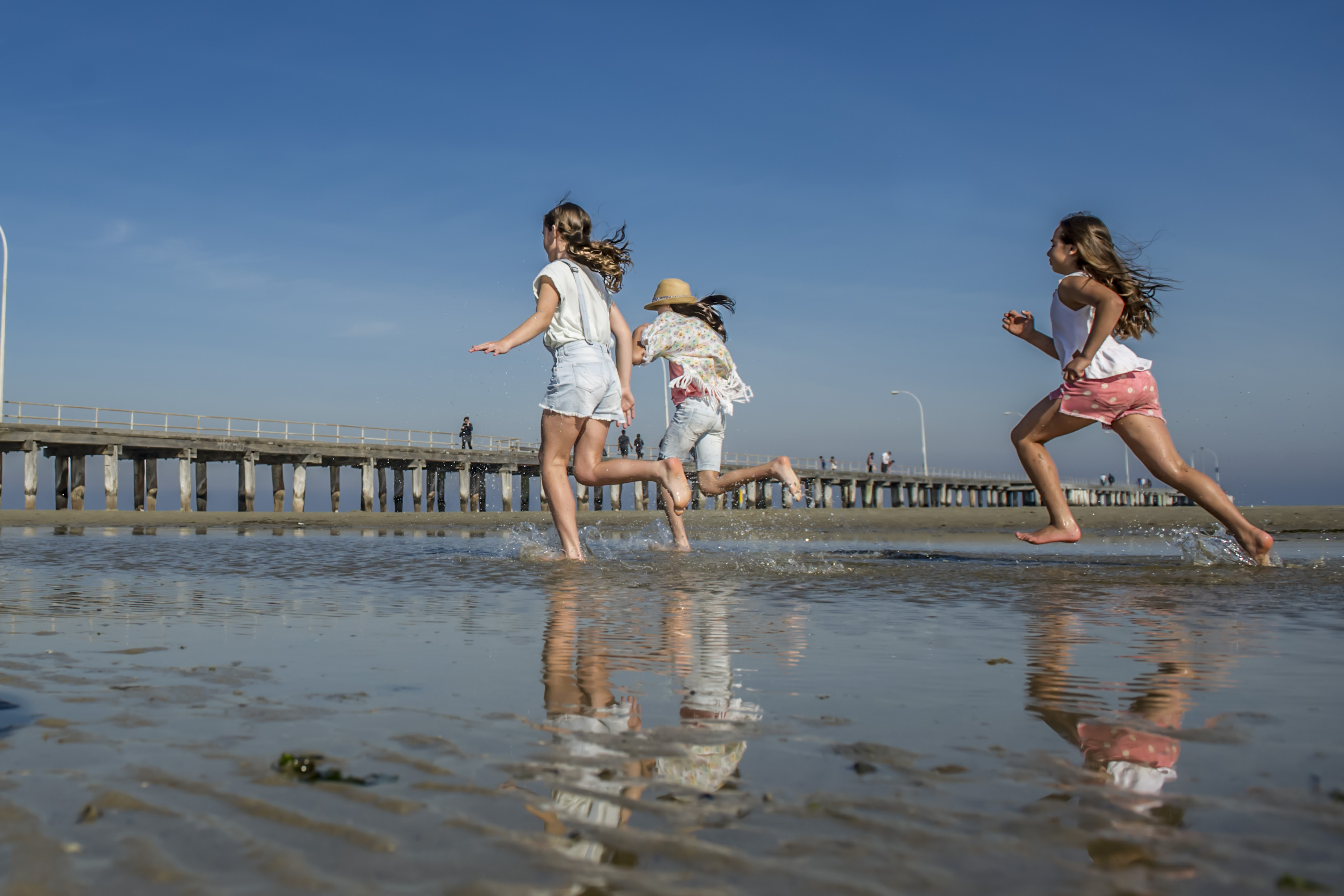 Altona pier image 3.jpg